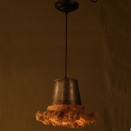 Κάντε το The Old Chandelier Rope Creative