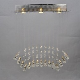 Παραδοσιακή, κλασική, μεταλλική βάση από κρύσταλλο χρώμιο