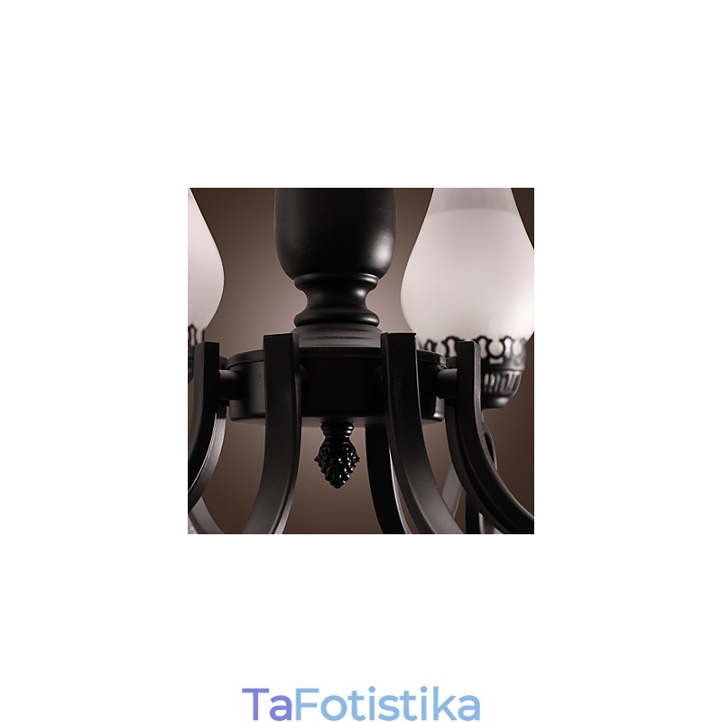 Παραδοσιακός κλασικός πολυέλαιος ζωγραφικής σε στυλ κεριού