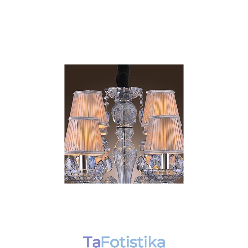 Παραδοσιακός κλασικός κρυστάλλινος πολυέλαιος από επιχρυσωμένο γυαλί