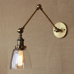 Retro Vintage RACK Υπνοδωμάτιο στο κομοδίνο Exclusive στο λόμπι του ξενοδοχείου με διακόσμηση αντίκες χάλκινη απλίκα τοίχου
