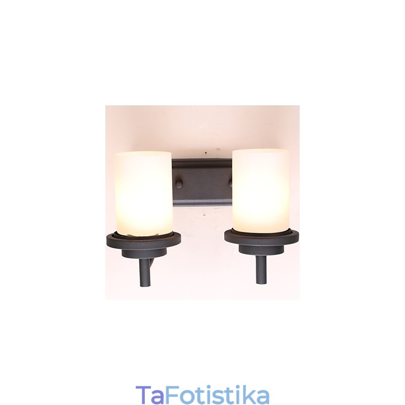 2*Ρετρό σιδερένιο φωτιστικό τοίχου σε κλασικό στυλ σε επεξεργασία ζωγραφικής με παγωμένο γυαλί