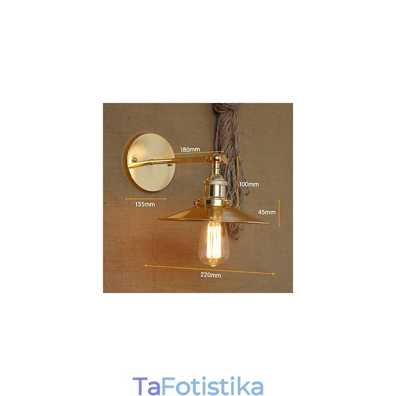 Μινιμαλιστική βίλα σε βιομηχανικό στιλ Νοσταλγική Χρυσή Ομπρέλα Μπροστά από τον Διακοσμημένο τοίχο της Εκκλησίας
