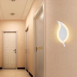 Creative Simple Fashion ModernAcrylic Contracted Lamp Wall Allow Small Leaves Light