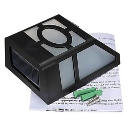 Θερμό Κίτρινο Φωτιστικό Επιτοίχιας Βάσης 2 Φαναριού με ηλιακή ενέργεια