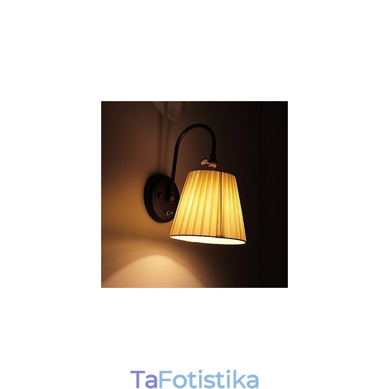 Σιδερένιο Επιτοίχιο Φωτιστικό με Υφασμάτινη Σκιά σε 1 Φως