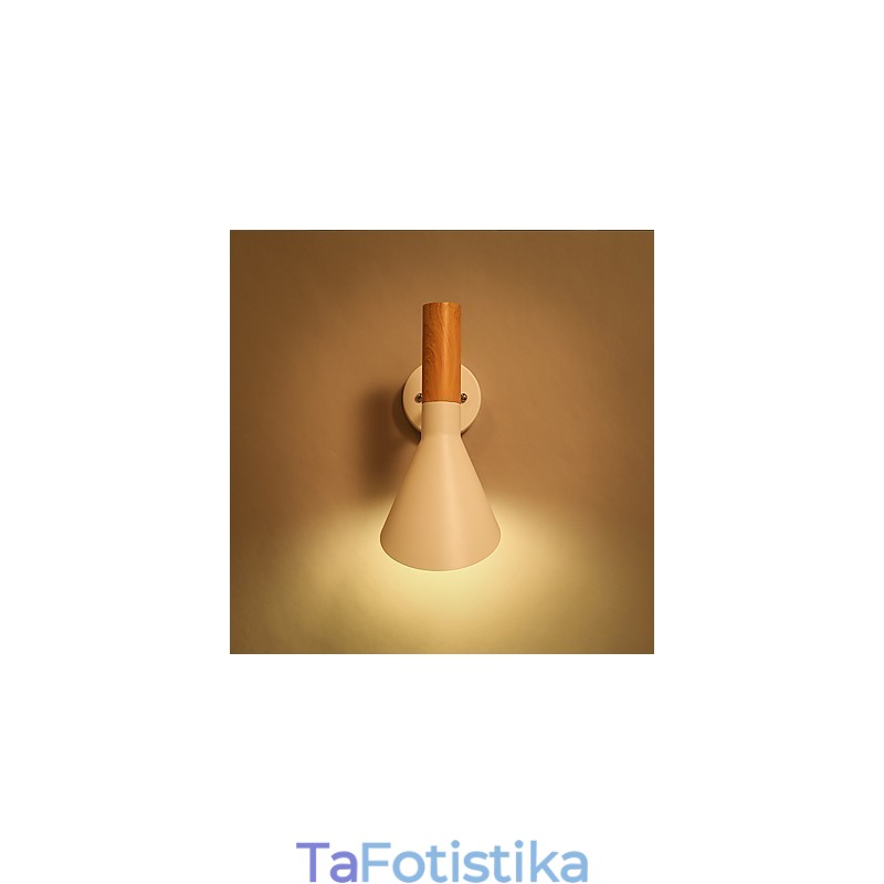 Μεταλλικά φώτα τοίχου σε στυλ Βόρειας Ευρώπης Wood Grain Μεταλλικά Φωτιστικά Σαλονιού Εστιατόριο Ρυθμιζόμενη γωνία φωτός