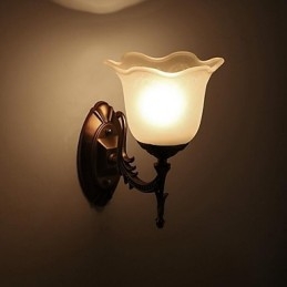 Οι σύγχρονες σύγχρονες άλλες διαθέτουν απλίκες τοίχου Uplight Φωτιστικό τοίχου