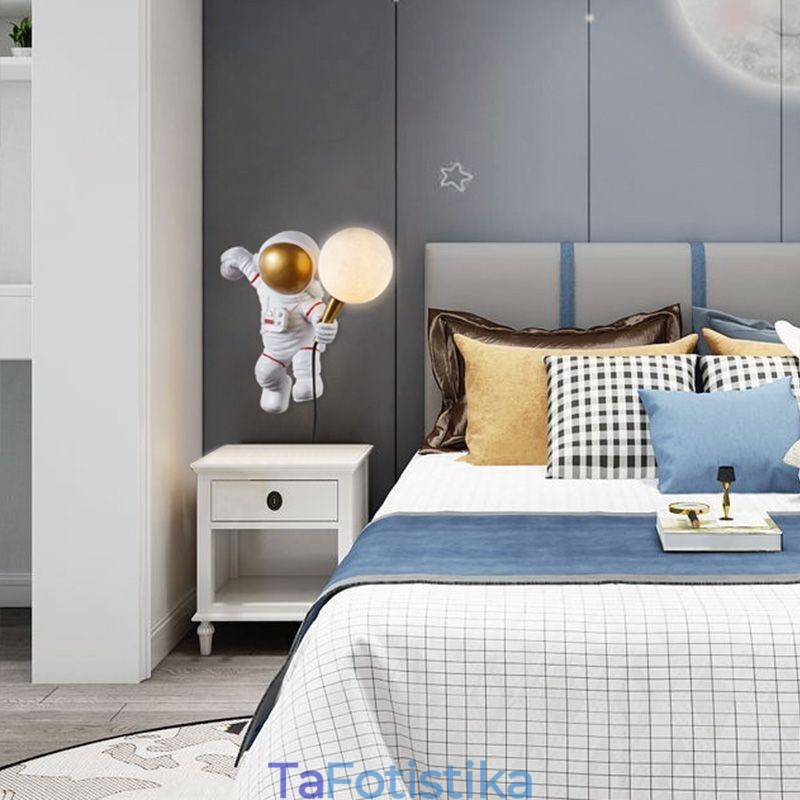 Μοντέρνα απλίκα τοίχου Creative Astronaut Resin Wall Light Kids