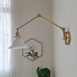 Μοντέρνο φωτιστικό τοίχου με γυάλινη απόχρωση